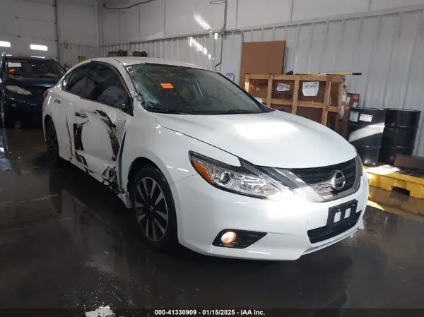 1N4AL3AP7JC151500 2018 NISSAN ALTIMA - Image 1