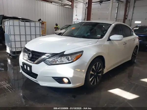 1N4AL3AP7JC151500 2018 NISSAN ALTIMA - Image 2