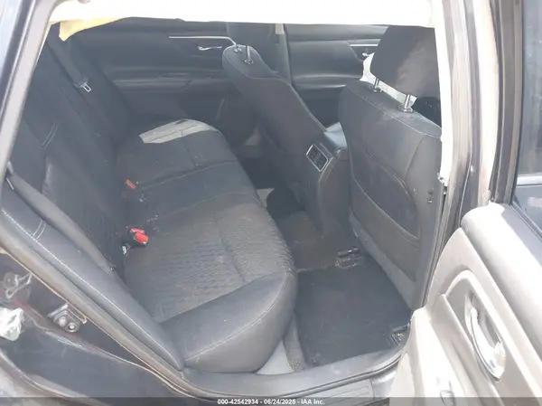 1N4AL3AP7JC152274 2018 NISSAN ALTIMA - Image 8