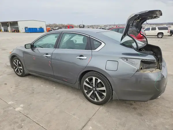 1N4AL3AP7JC154526 2018 NISSAN ALTIMA - Image 2