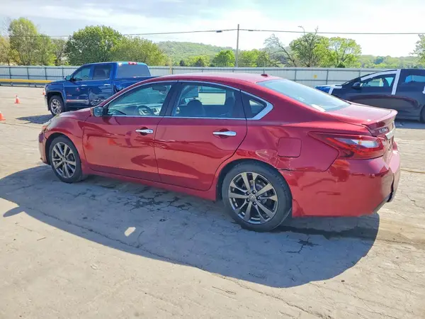 1N4AL3AP7JC154770 2018 NISSAN ALTIMA - Image 2