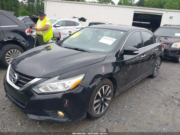 1N4AL3AP7JC154851 2018 NISSAN ALTIMA - Image 2