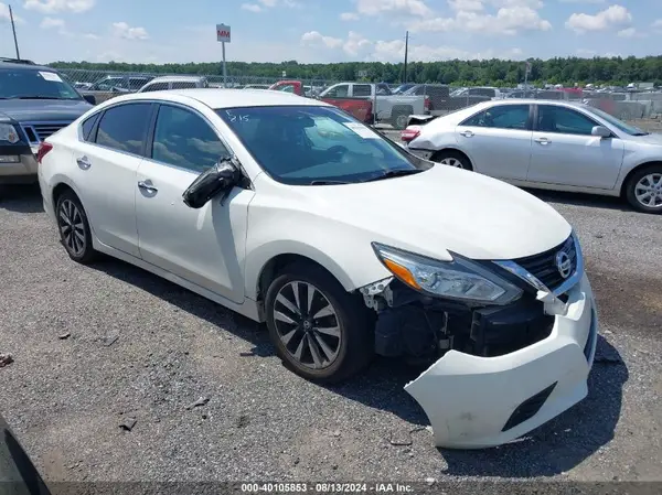 1N4AL3AP7JC159368 2018 NISSAN ALTIMA - Image 1