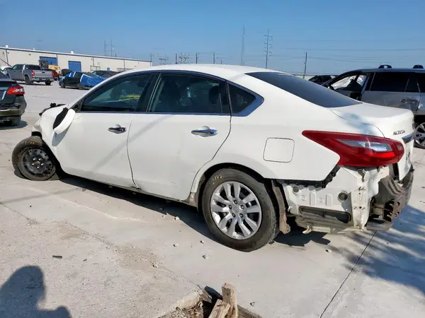 1N4AL3AP7JC159936 2018 NISSAN ALTIMA - Image 2