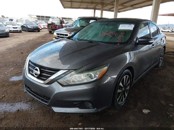 1N4AL3AP7JC160875 2018 NISSAN ALTIMA - Image 2