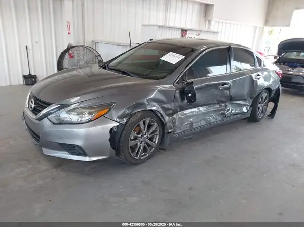1N4AL3AP7JC160892 2018 NISSAN ALTIMA - Image 2