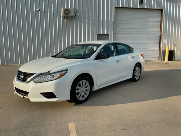 1N4AL3AP7JC163517 2018 NISSAN ALTIMA - Image 2