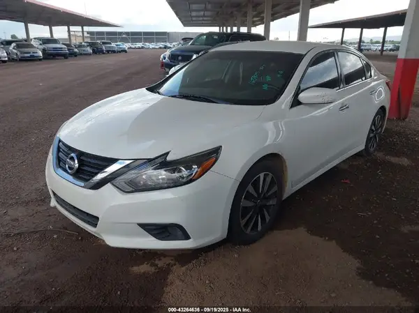 1N4AL3AP7JC163825 2018 NISSAN ALTIMA - Image 2