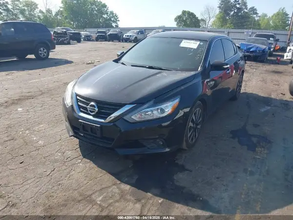 1N4AL3AP7JC164795 2018 NISSAN ALTIMA - Image 2
