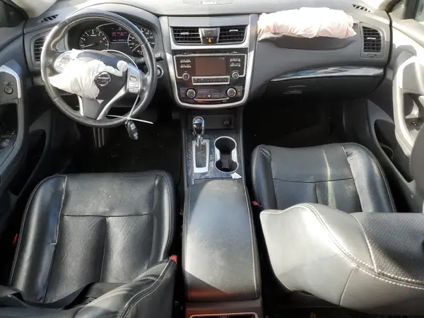 1N4AL3AP7JC165073 2018 NISSAN ALTIMA - Image 8