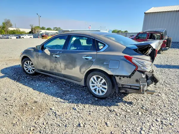 1N4AL3AP7JC168992 2018 NISSAN ALTIMA - Image 2