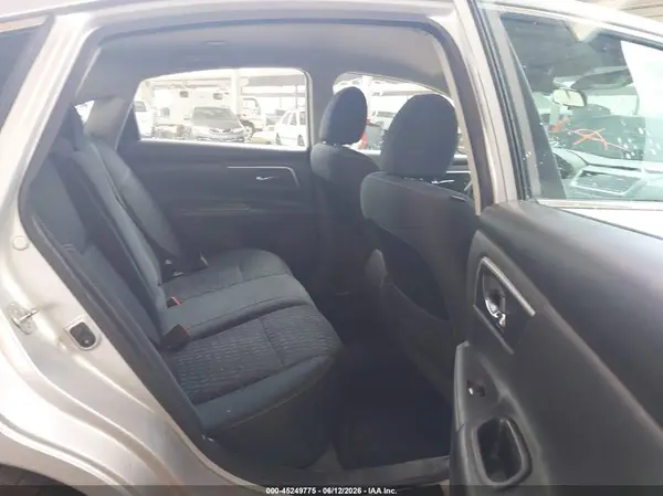 1N4AL3AP7JC170855 2018 NISSAN ALTIMA - Image 8