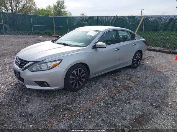 1N4AL3AP7JC177479 2018 NISSAN ALTIMA - Image 2