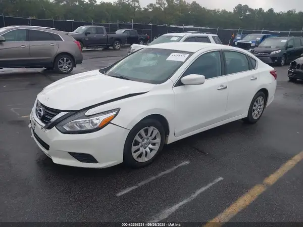 1N4AL3AP7JC177580 2018 NISSAN ALTIMA - Image 2