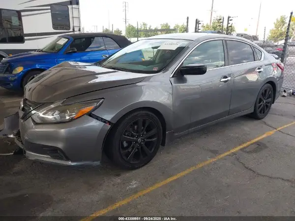 1N4AL3AP7JC178552 2018 NISSAN ALTIMA - Image 2