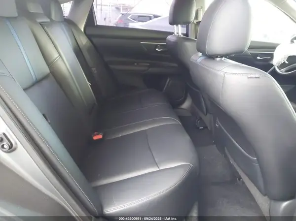 1N4AL3AP7JC178552 2018 NISSAN ALTIMA - Image 8