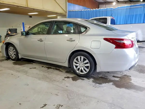 1N4AL3AP7JC179040 2018 NISSAN ALTIMA - Image 2