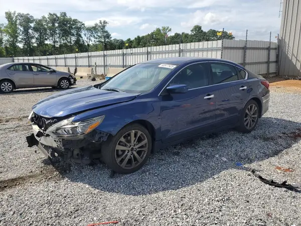 1N4AL3AP7JC179944 2018 NISSAN ALTIMA - Image 1