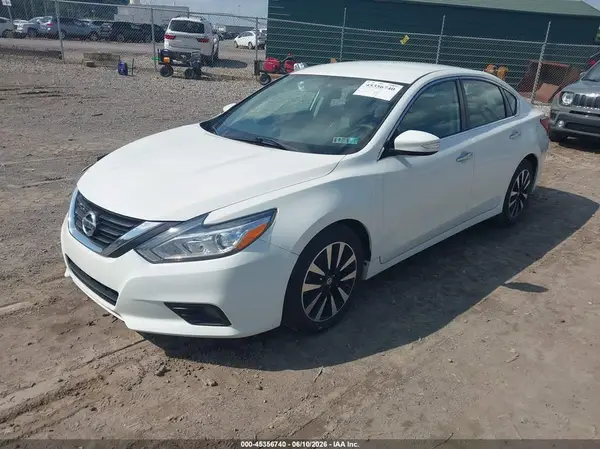 1N4AL3AP7JC181564 2018 NISSAN ALTIMA - Image 2