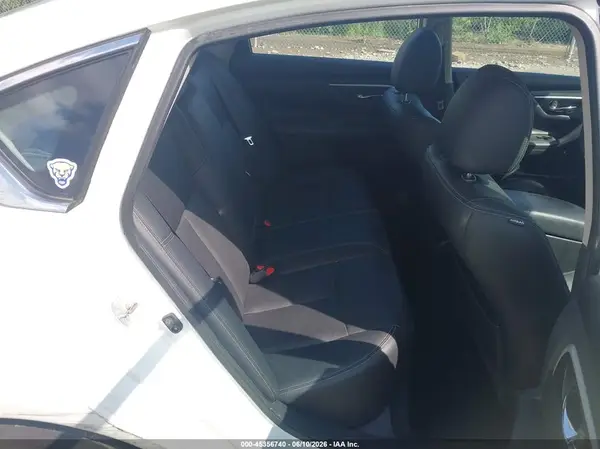 1N4AL3AP7JC181564 2018 NISSAN ALTIMA - Image 8