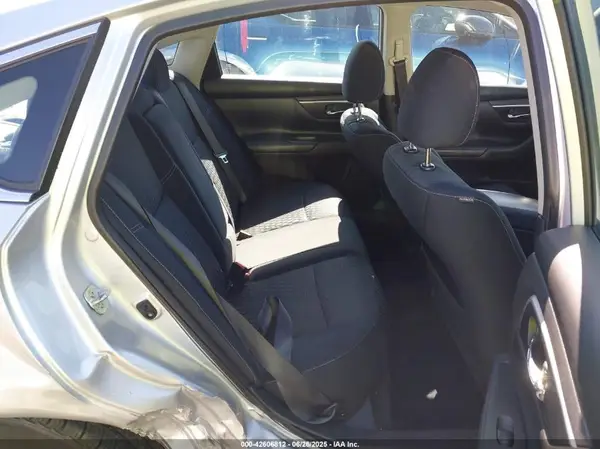 1N4AL3AP7JC182648 2018 NISSAN ALTIMA - Image 8