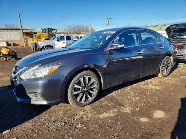 1N4AL3AP7JC184562 2018 NISSAN ALTIMA - Image 1