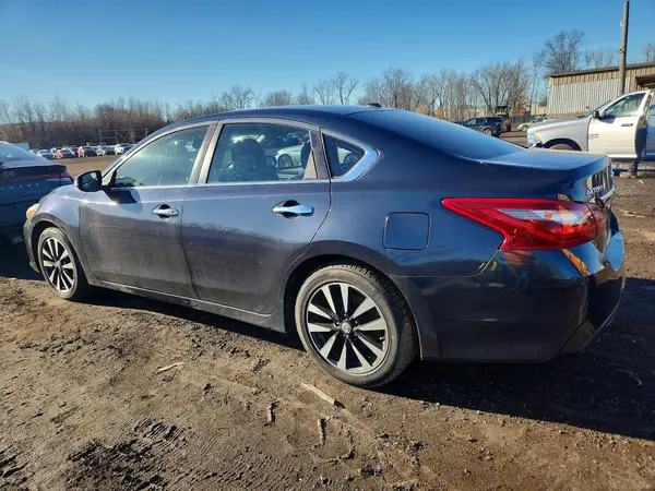 1N4AL3AP7JC184562 2018 NISSAN ALTIMA - Image 2