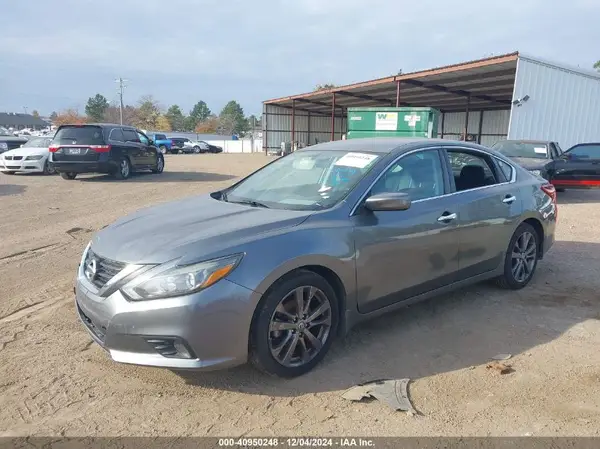 1N4AL3AP7JC187221 2018 NISSAN ALTIMA - Image 2