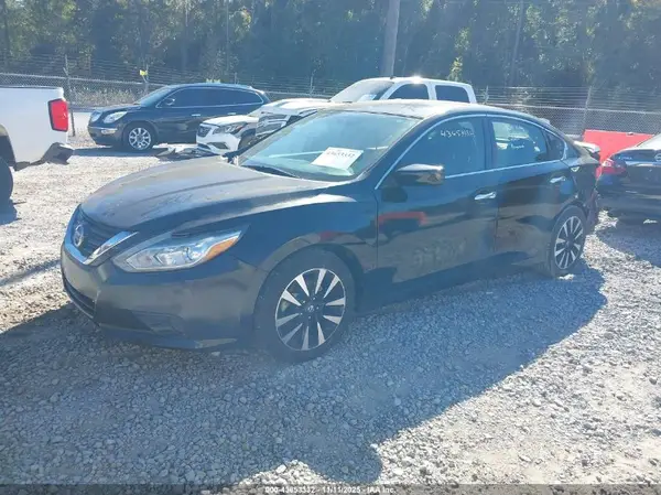 1N4AL3AP7JC187946 2018 NISSAN ALTIMA - Image 2