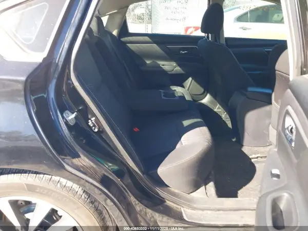 1N4AL3AP7JC187946 2018 NISSAN ALTIMA - Image 8