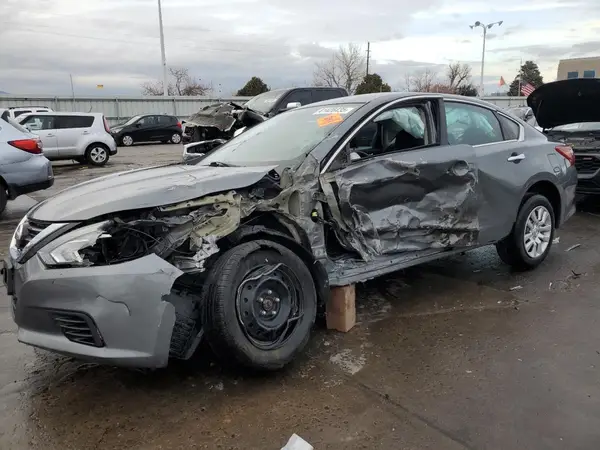 1N4AL3AP7JC188076 2018 NISSAN ALTIMA - Image 1