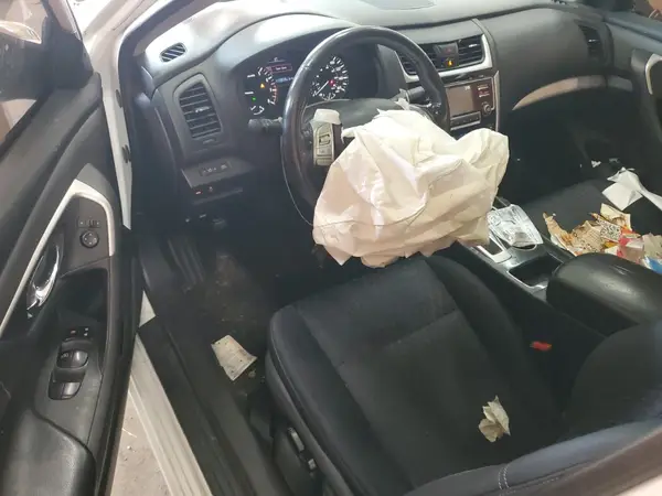 1N4AL3AP7JC190586 2018 NISSAN ALTIMA - Image 8