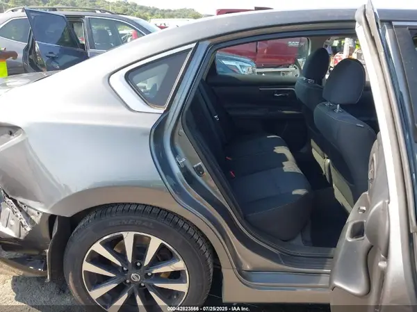 1N4AL3AP7JC191219 2018 NISSAN ALTIMA - Image 8