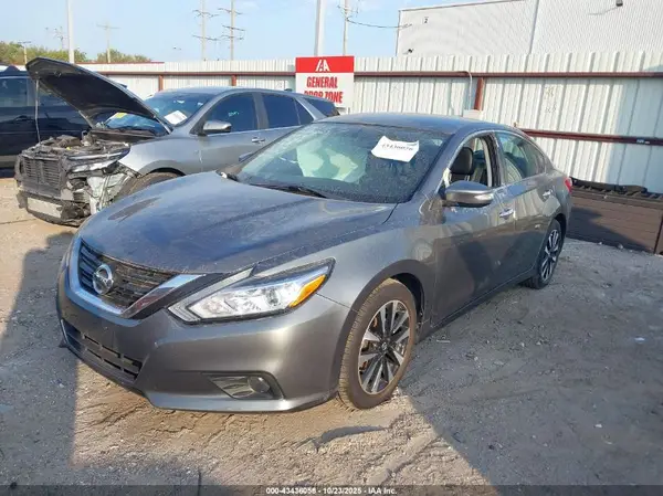 1N4AL3AP7JC193133 2018 NISSAN ALTIMA - Image 2