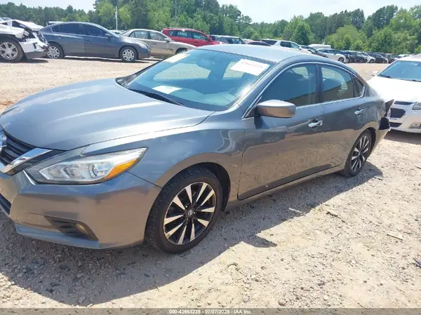 1N4AL3AP7JC193147 2018 NISSAN ALTIMA - Image 2