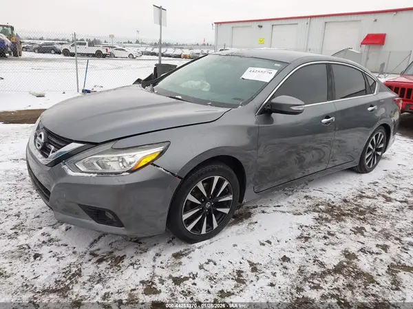 1N4AL3AP7JC193603 2018 NISSAN ALTIMA - Image 2