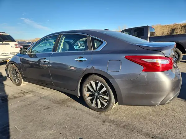 1N4AL3AP7JC193746 2018 NISSAN ALTIMA - Image 2