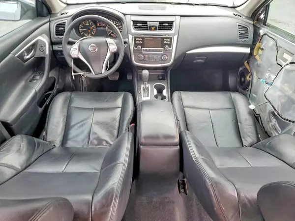 1N4AL3AP7JC196565 2018 NISSAN ALTIMA - Image 8