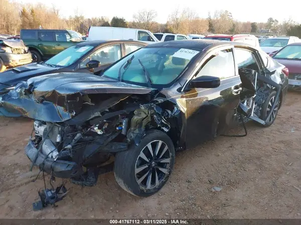 1N4AL3AP7JC196940 2018 NISSAN ALTIMA - Image 2
