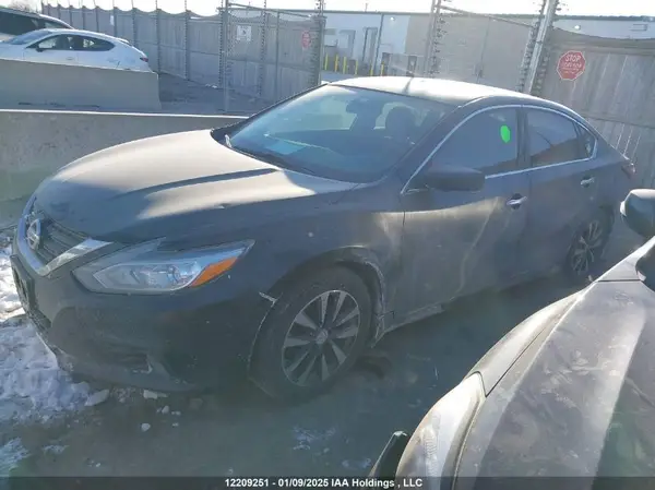 1N4AL3AP7JC203482 2018 NISSAN ALTIMA - Image 2