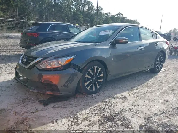 1N4AL3AP7JC204423 2018 NISSAN ALTIMA - Image 2