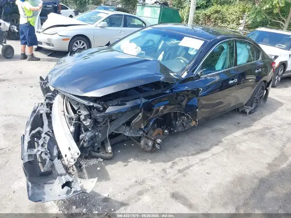 1N4AL3AP7JC206270 2018 NISSAN ALTIMA - Image 2