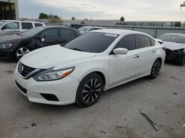 1N4AL3AP7JC206723 2018 NISSAN ALTIMA - Image 1
