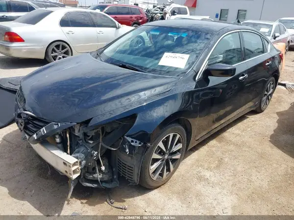 1N4AL3AP7JC208231 2018 NISSAN ALTIMA - Image 2