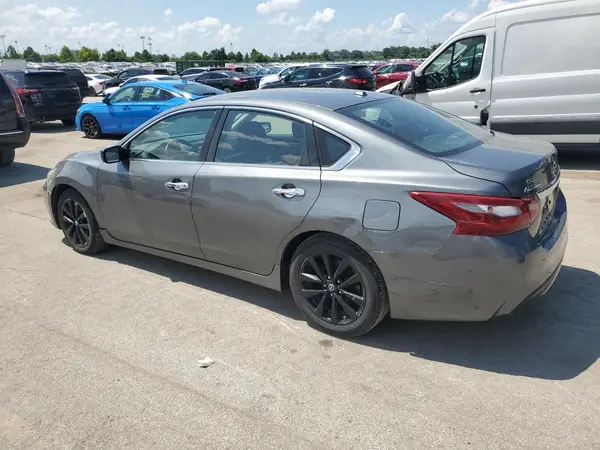 1N4AL3AP7JC214014 2018 NISSAN ALTIMA - Image 2