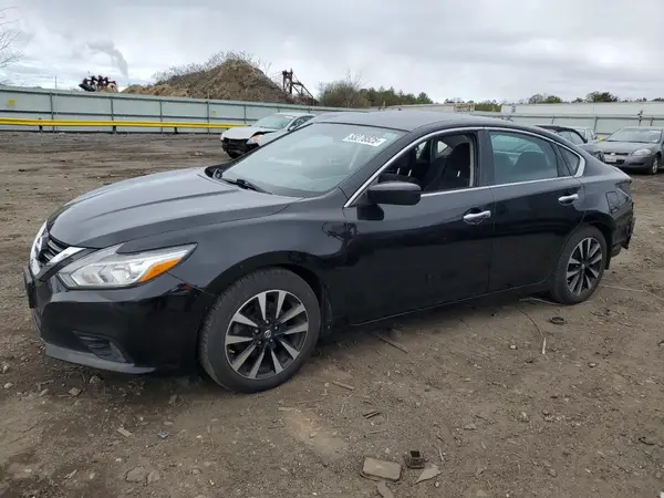 1N4AL3AP7JC214059 2018 NISSAN ALTIMA - Image 1