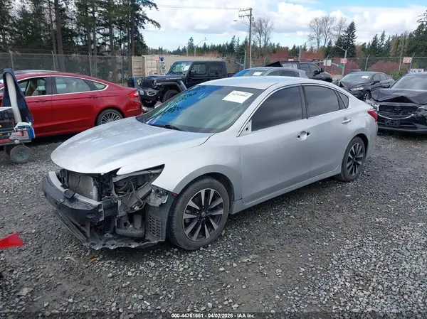 1N4AL3AP7JC214675 2018 NISSAN ALTIMA - Image 2