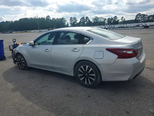 1N4AL3AP7JC216457 2018 NISSAN ALTIMA - Image 2