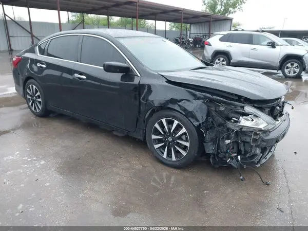 1N4AL3AP7JC217544 2018 NISSAN ALTIMA - Image 1