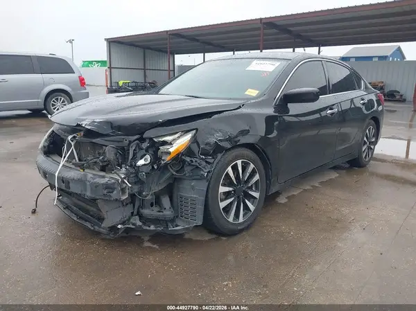 1N4AL3AP7JC217544 2018 NISSAN ALTIMA - Image 2